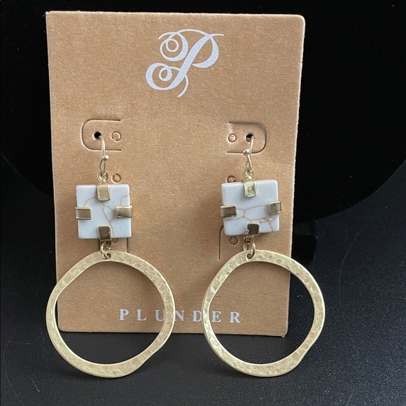 Plunder Design Jewelry Earring Lot of 4 White Stone and Gold Tone Earring Set - Picture 2 of 5